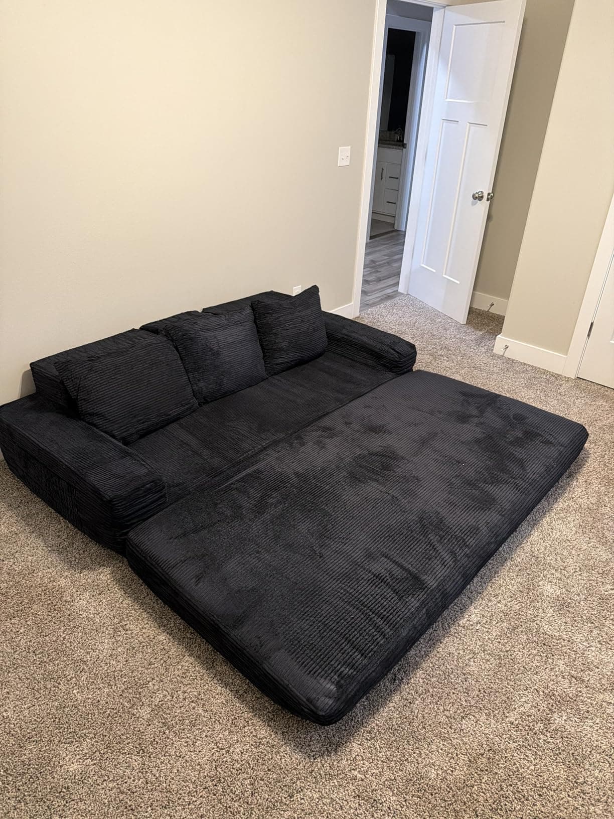 Evvo loveseat customer photo